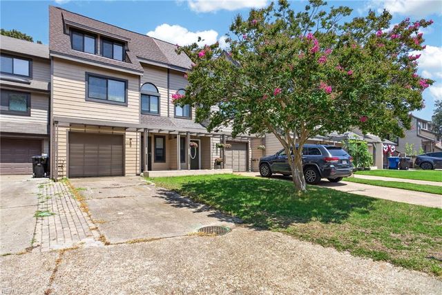 2215 Hermit Thrush LN, Virginia Beach, VA 23455