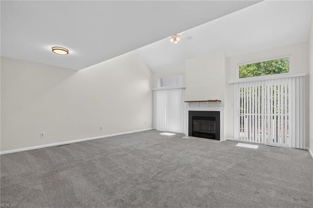 2215 Hermit Thrush LN, Virginia Beach, VA 23455