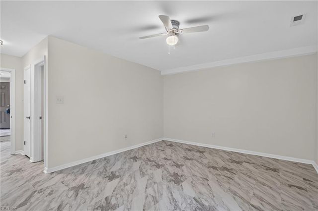 2215 Hermit Thrush LN, Virginia Beach, VA 23455