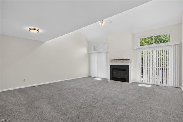 2215 Hermit Thrush LN, Virginia Beach, VA 23455
