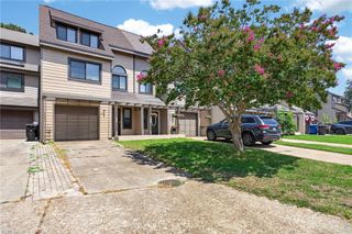 2215 Hermit Thrush LN, Virginia Beach, VA 23455
