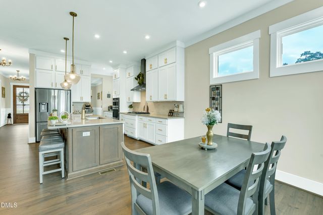 301 Silent Bend, Holly Springs, NC 27540