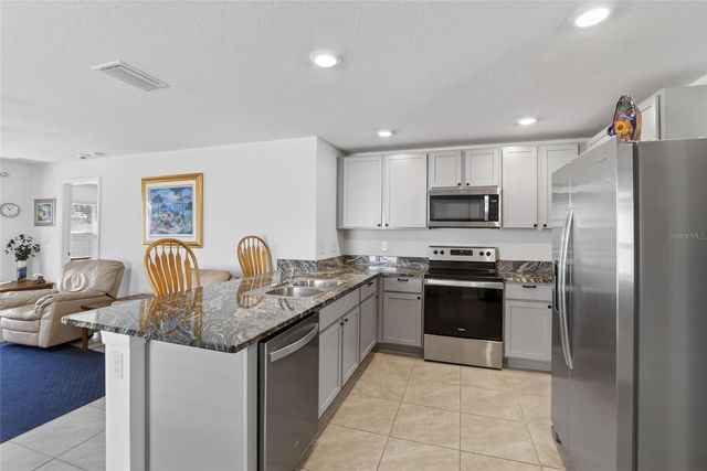 16547 MOSAIC OAR DRIVE, Wimauma, FL 33598