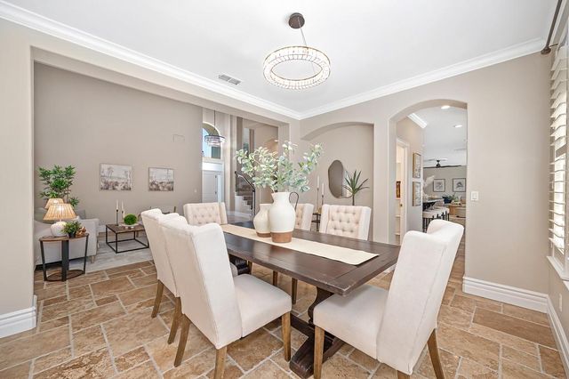 2110 Blackheath Ln, Roseville, CA 95678