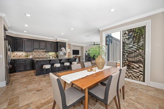 2110 Blackheath Ln, Roseville, CA 95678