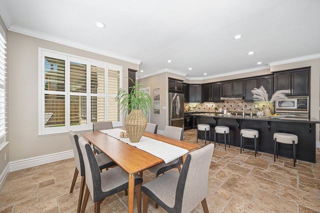 2110 Blackheath Ln, Roseville, CA 95678