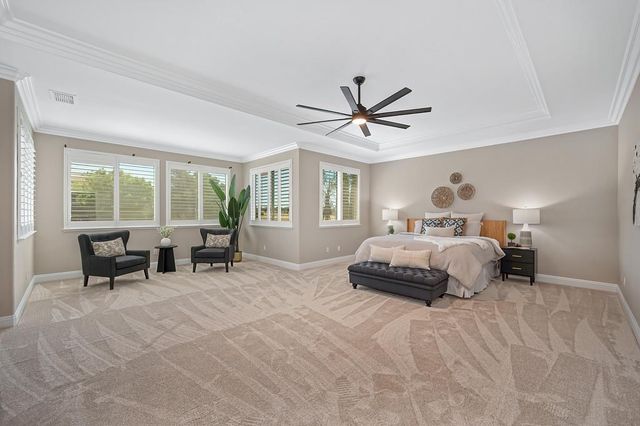 2110 Blackheath Ln, Roseville, CA 95678