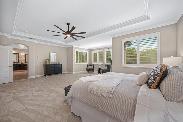 2110 Blackheath Ln, Roseville, CA 95678