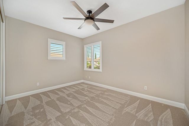 2110 Blackheath Ln, Roseville, CA 95678