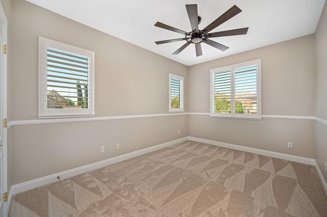 2110 Blackheath Ln, Roseville, CA 95678