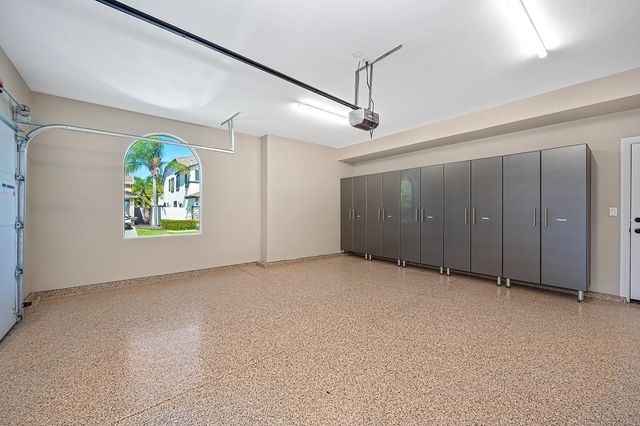 2110 Blackheath Ln, Roseville, CA 95678