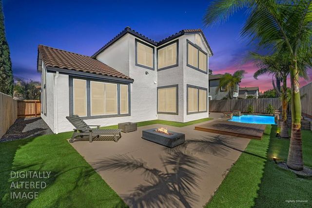 2110 Blackheath Ln, Roseville, CA 95678