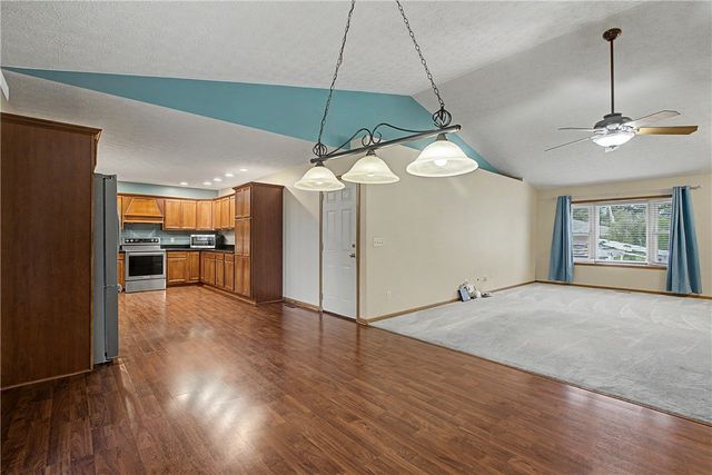 6230 7 Pines Drive, West Carrollton, OH 45449