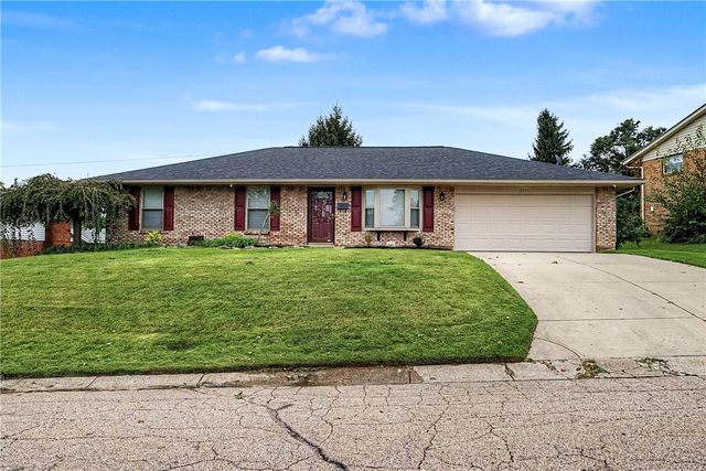 6230 7 Pines Drive, West Carrollton, OH 45449