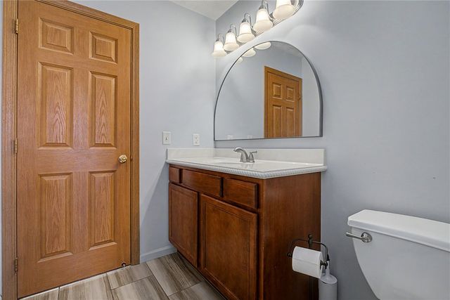 6230 7 Pines Drive, West Carrollton, OH 45449