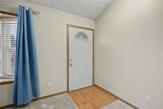 6230 7 Pines Drive, West Carrollton, OH 45449