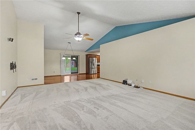 6230 7 Pines Drive, West Carrollton, OH 45449