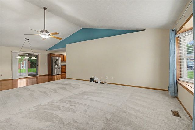 6230 7 Pines Drive, West Carrollton, OH 45449