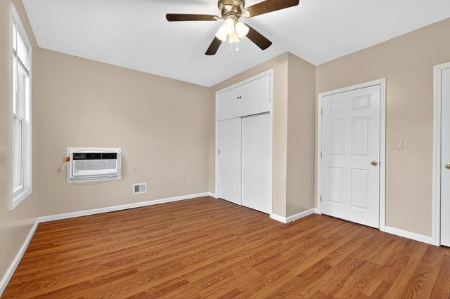 39 WILLOW ST, Bayonne, NJ 07002