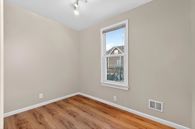 39 WILLOW ST, Bayonne, NJ 07002