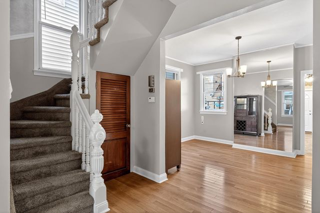 39 WILLOW ST, Bayonne, NJ 07002