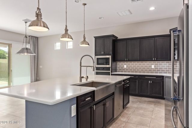 41335 W ALMIRA Drive, Maricopa, AZ 85138