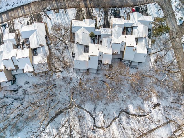 1193 Timberview Trail, Bloomfield Hills, MI 48304