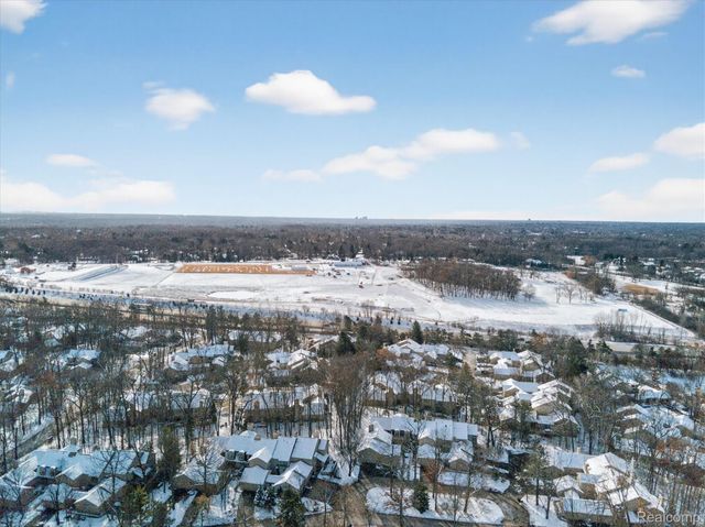 1193 Timberview Trail, Bloomfield Hills, MI 48304