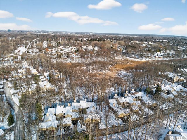 1193 Timberview Trail, Bloomfield Hills, MI 48304