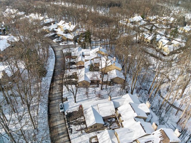 1193 Timberview Trail, Bloomfield Hills, MI 48304