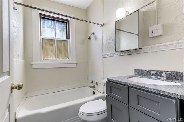 76 Chester Street 1, Buffalo, NY 14208