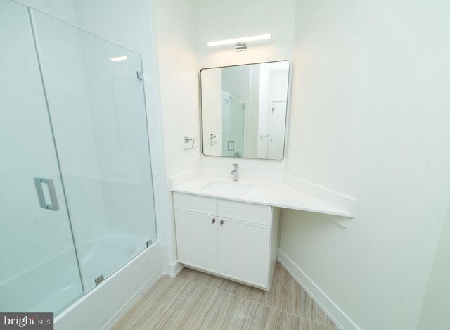 19 LINCOLN COURT #103, Princeton, NJ 08540