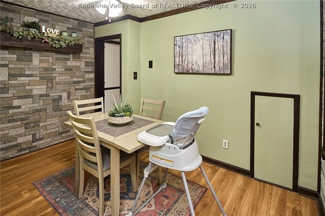 216 Carriage Way, Nitro, WV 25143