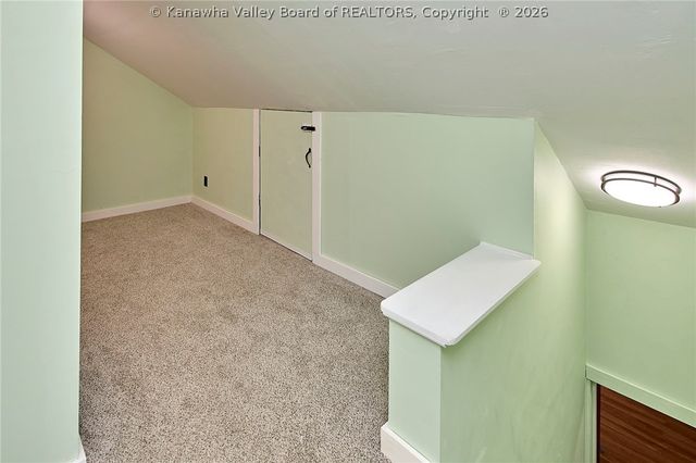 216 Carriage Way, Nitro, WV 25143