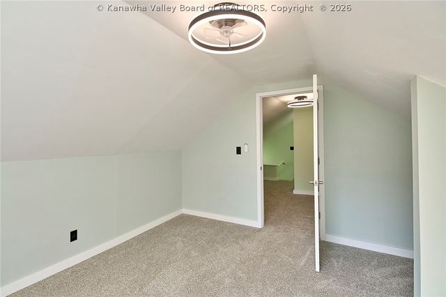 216 Carriage Way, Nitro, WV 25143