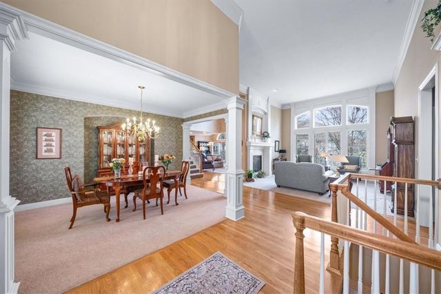 21206 W 82nd Street, Lenexa, KS 66220