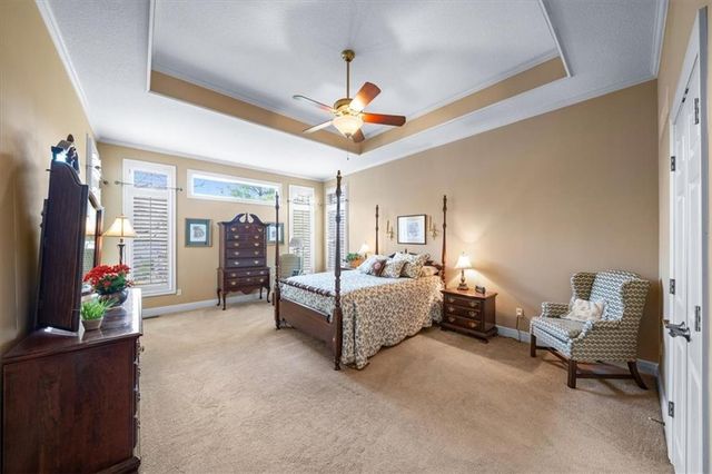 21206 W 82nd Street, Lenexa, KS 66220