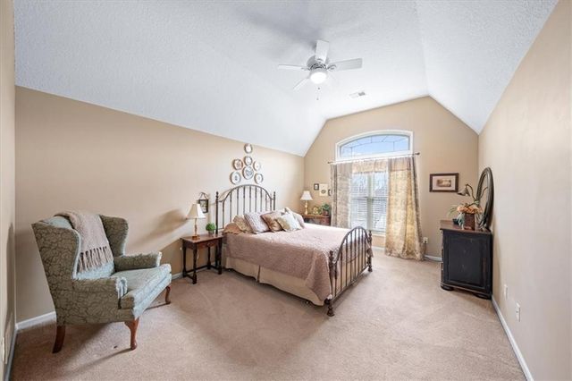 21206 W 82nd Street, Lenexa, KS 66220