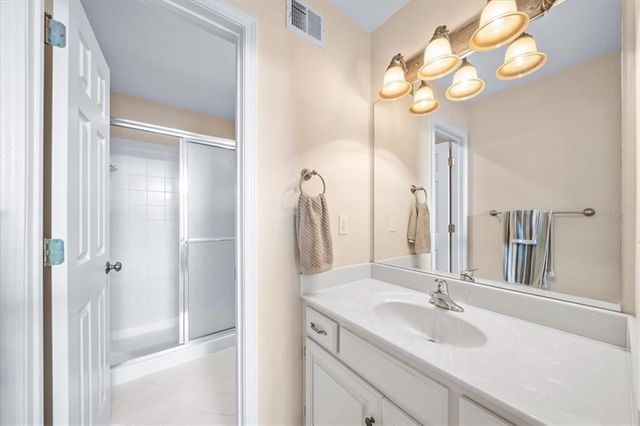 21206 W 82nd Street, Lenexa, KS 66220