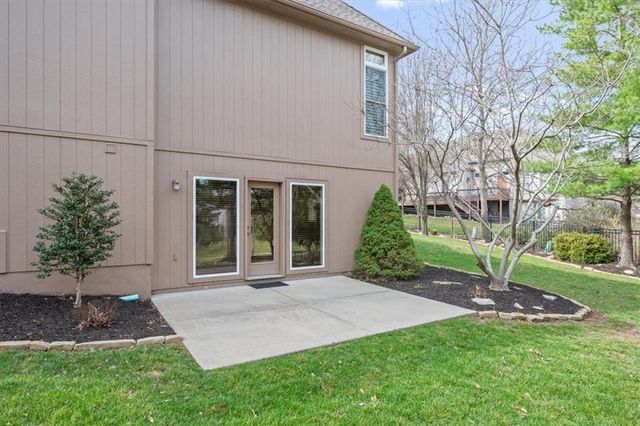 21206 W 82nd Street, Lenexa, KS 66220