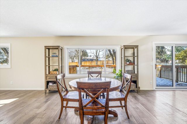 8200 Foothill Road S, Cottage Grove, MN 55016