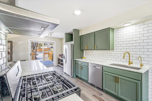 8200 Foothill Road S, Cottage Grove, MN 55016