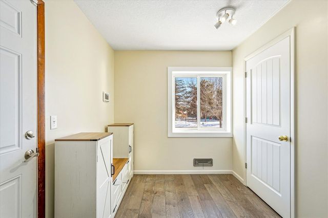 8200 Foothill Road S, Cottage Grove, MN 55016