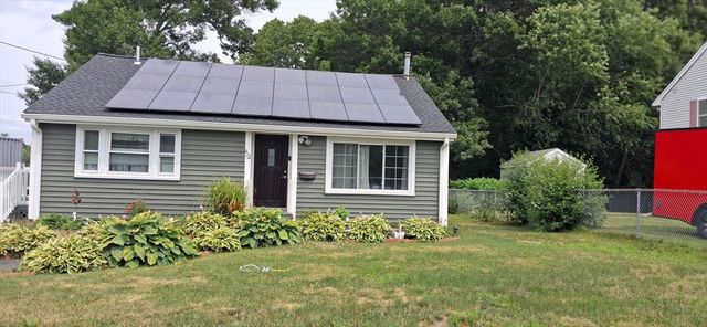54 Carter St, Brockton, MA 02302