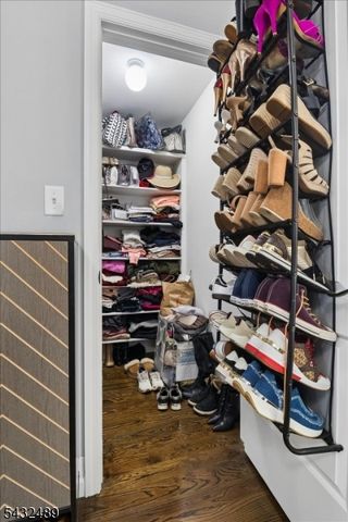 1071 North Ave, Elizabeth City, NJ 07201