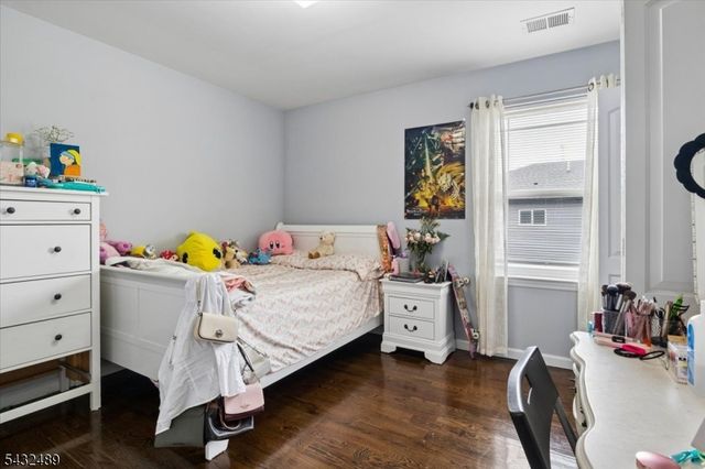 1071 North Ave, Elizabeth City, NJ 07201
