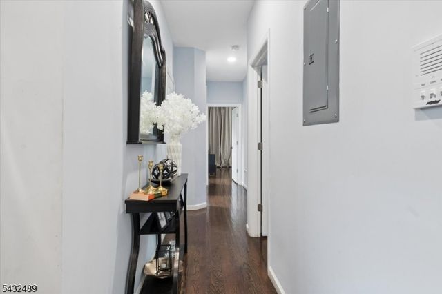 1071 North Ave, Elizabeth City, NJ 07201