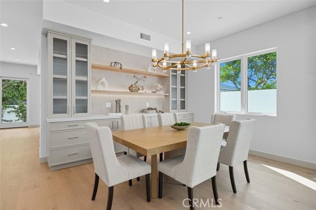 2904 Palm Avenue, Manhattan Beach, CA 90266