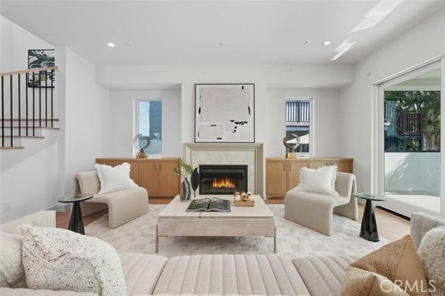 2904 Palm Avenue, Manhattan Beach, CA 90266