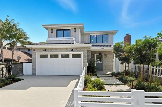 2904 Palm Avenue, Manhattan Beach, CA 90266